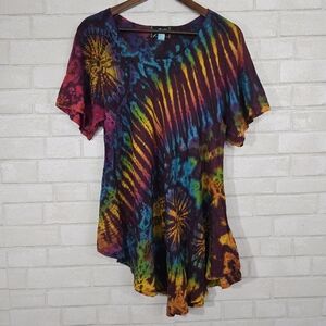 Zumi cute flowy tie-dye top